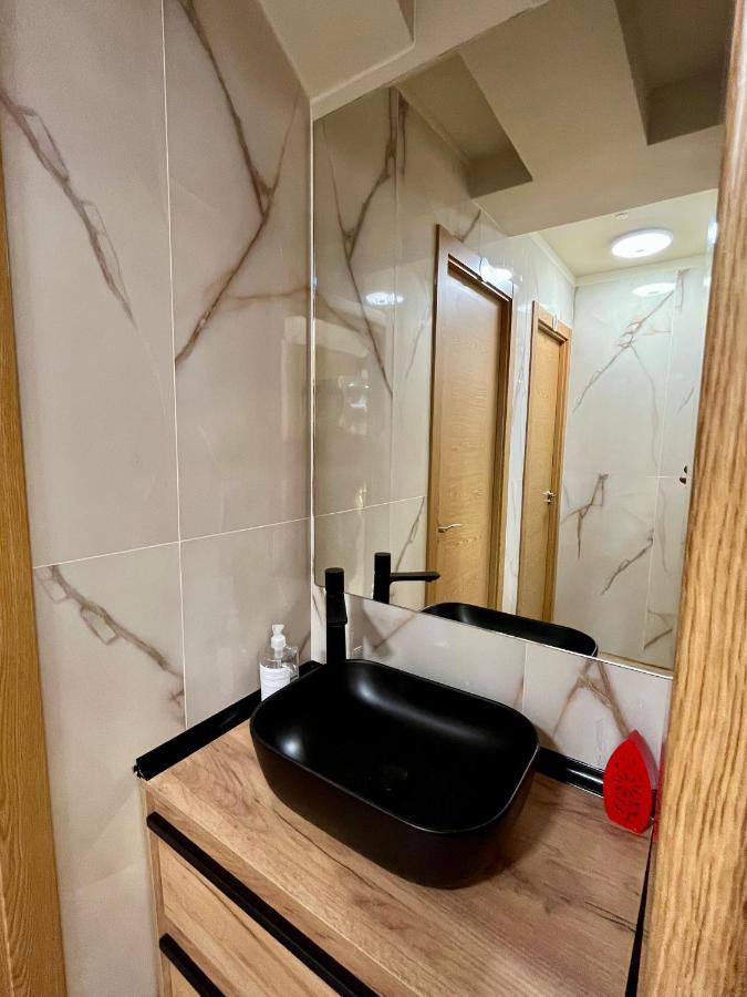 Velvet Hostel Мадрид Екстер'єр фото