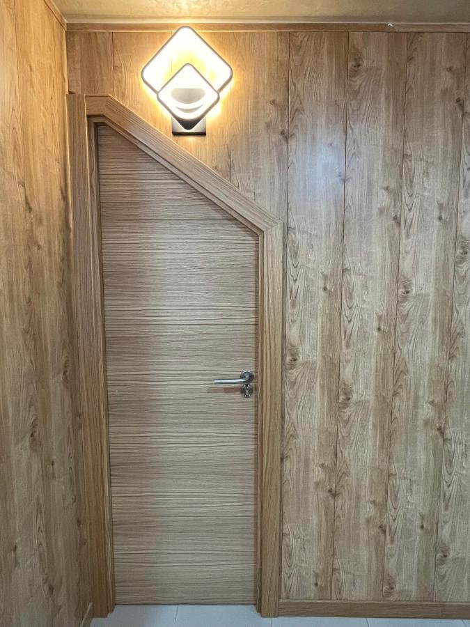 Velvet Hostel Мадрид Екстер'єр фото